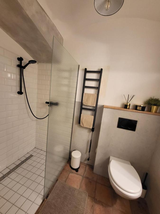 ז'ינדריצ'וב הרדק Only Apartments מראה חיצוני תמונה
