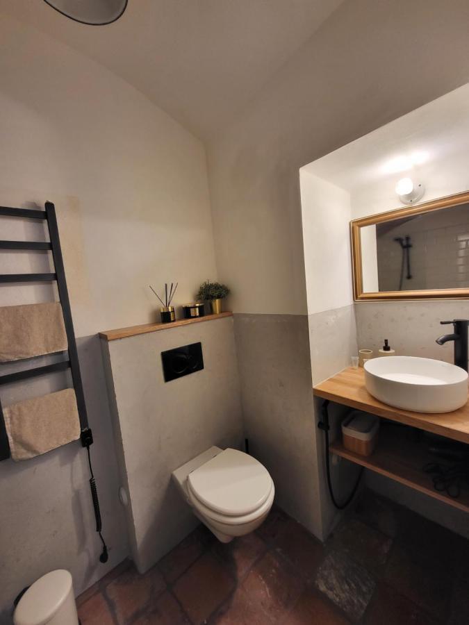ז'ינדריצ'וב הרדק Only Apartments מראה חיצוני תמונה